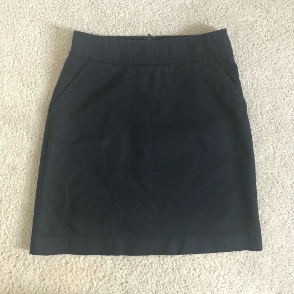 Banana Republic Black Skirt with Pockets